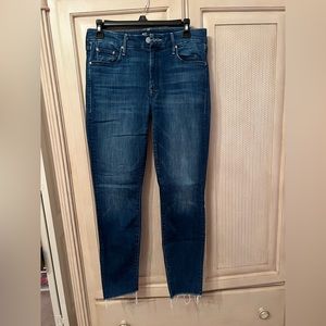 Mother Denim -The Looker Ankle Fray